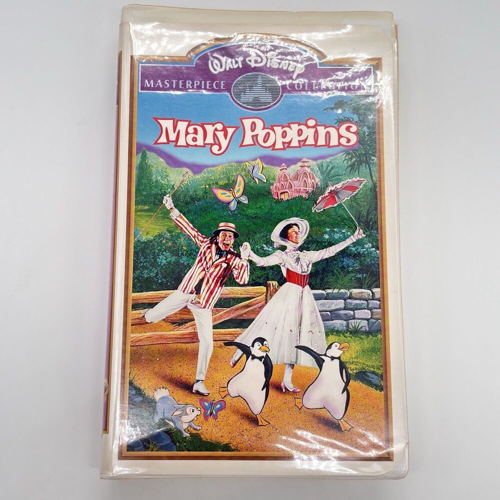 Mary Poppins VHS 1997 Walt Disney Masterpiece Collection Clamshell Movie